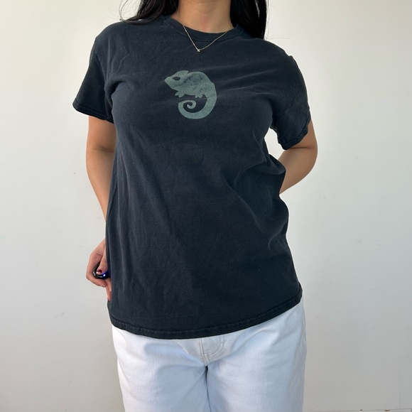 Gildan Black Graphic Tee - Small - Picture 1 of 5